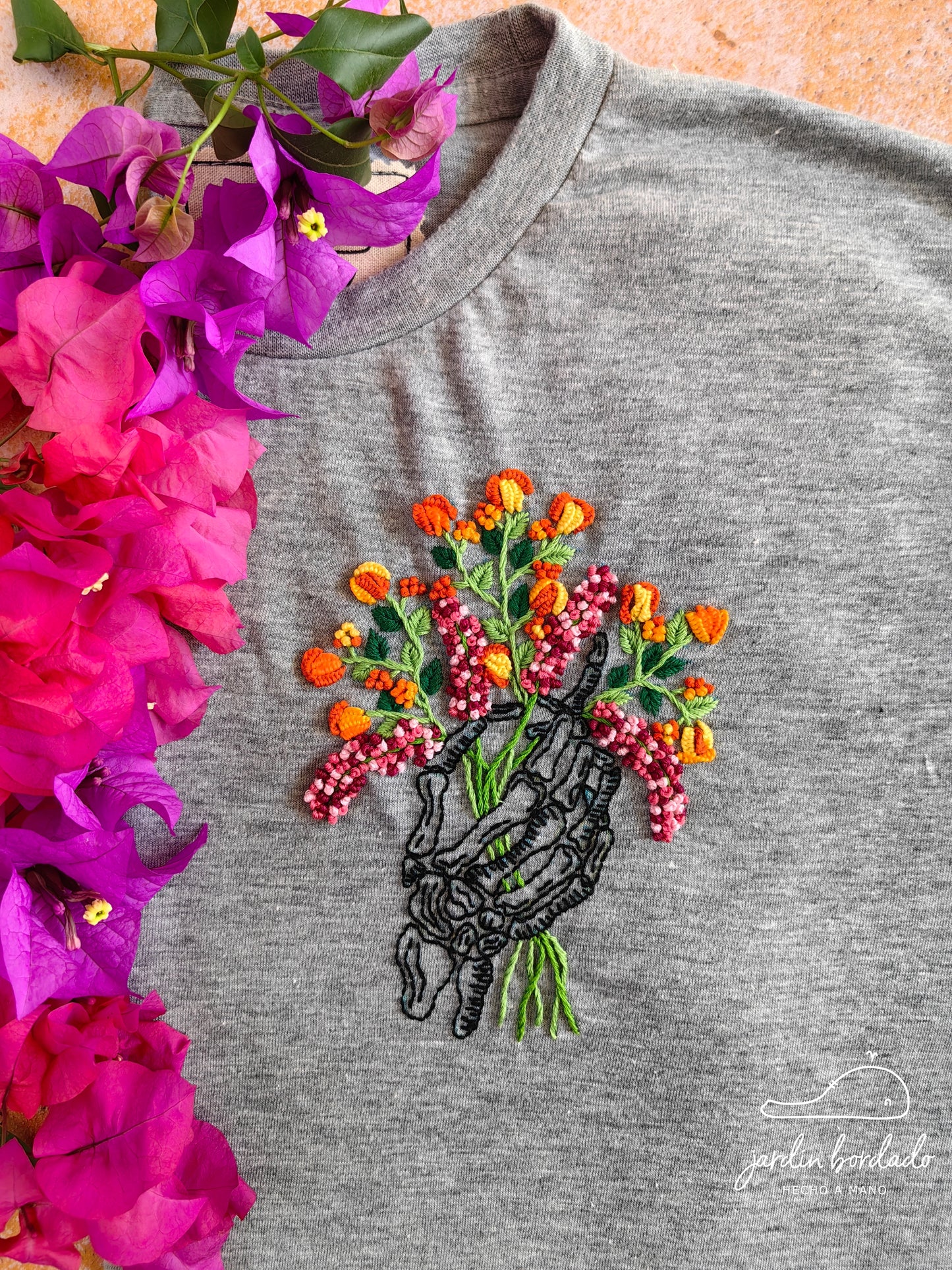 Playera cempasuchil (sobre pedido)