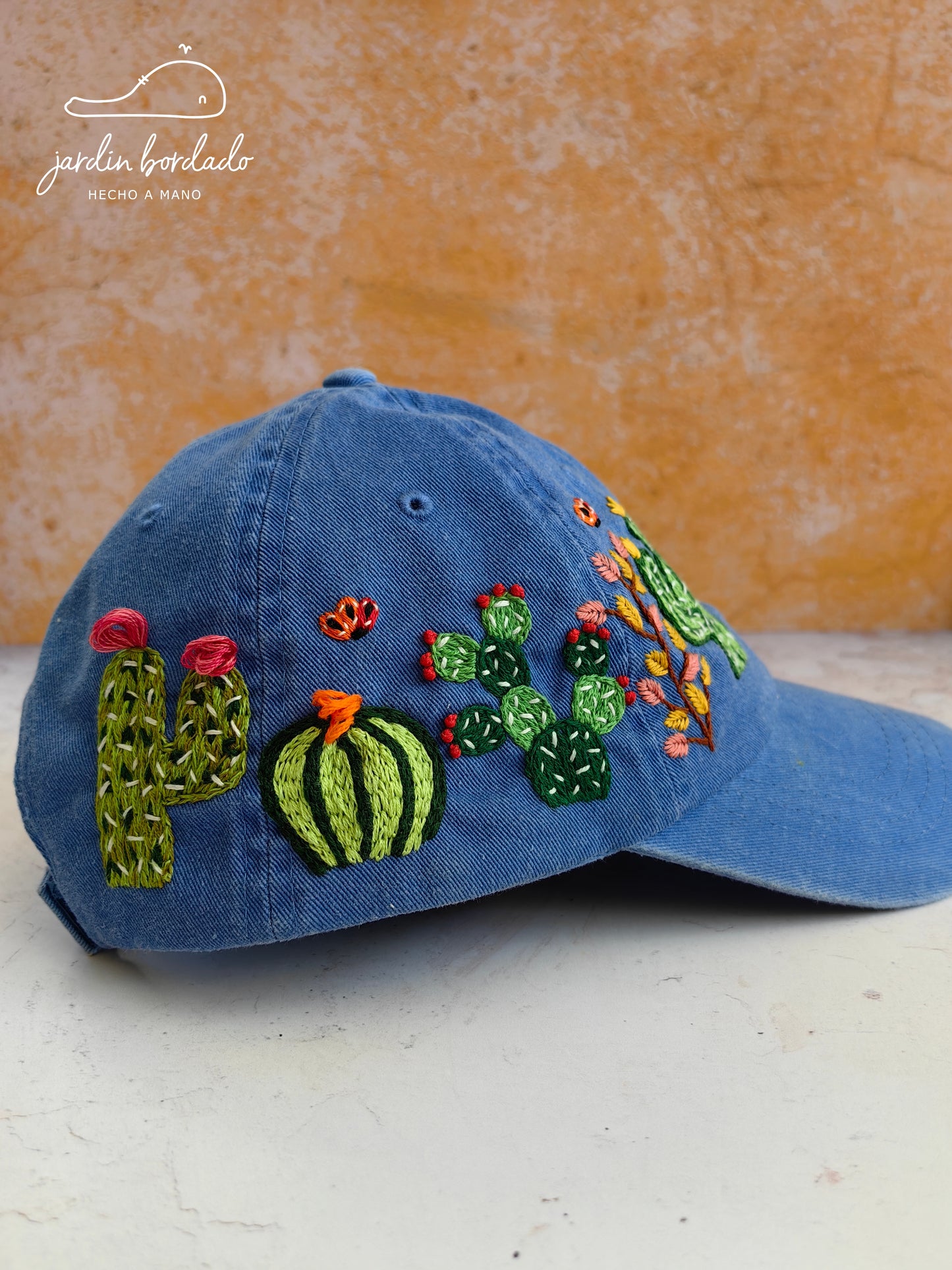 Gorra cactus mariposas (Sobre pedido)