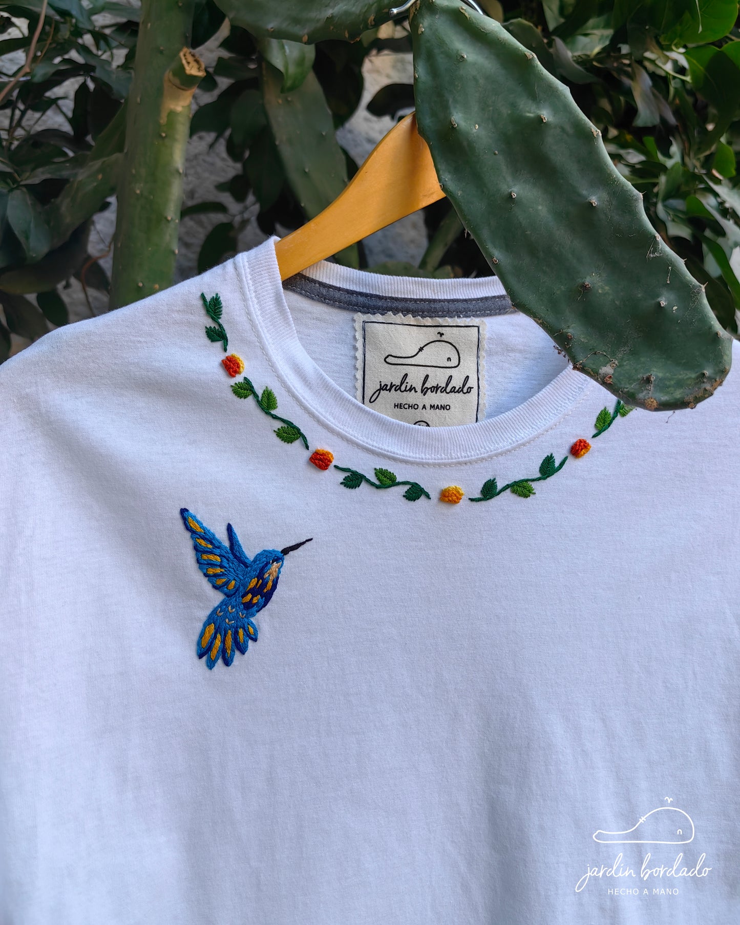 Playera jardín colibrí (sobre pedido)