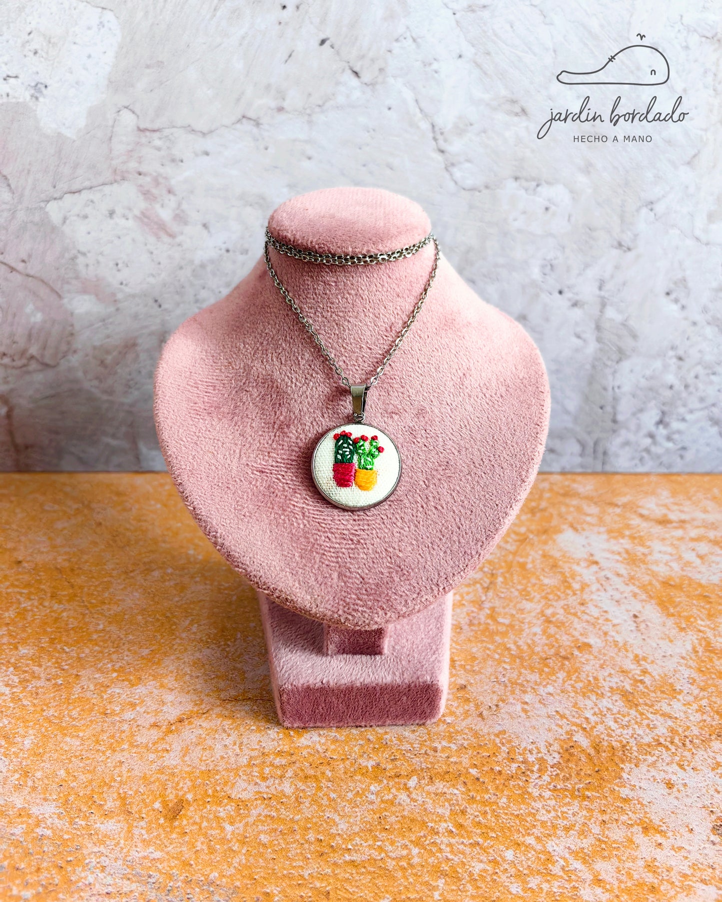 Mini collar macetitas
