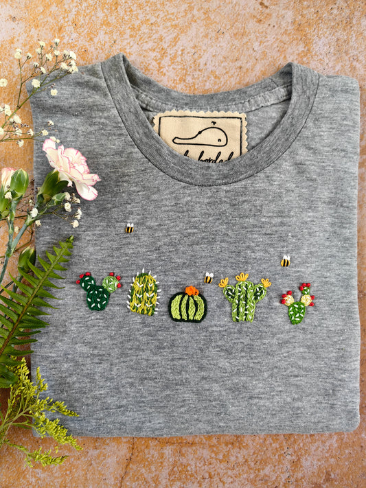 Playera jardín cactus (sobre pedido)