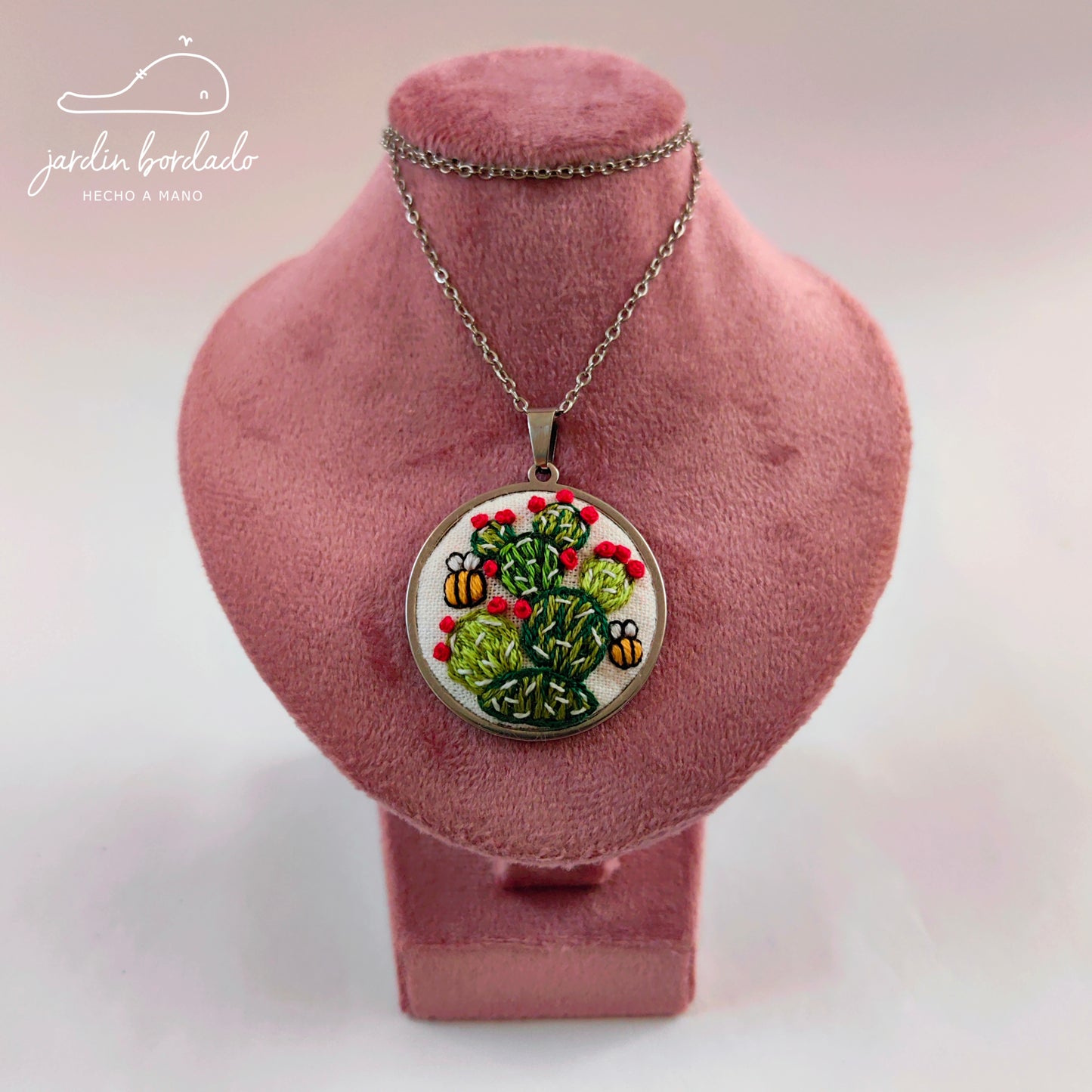 Collar cactus con pitayas