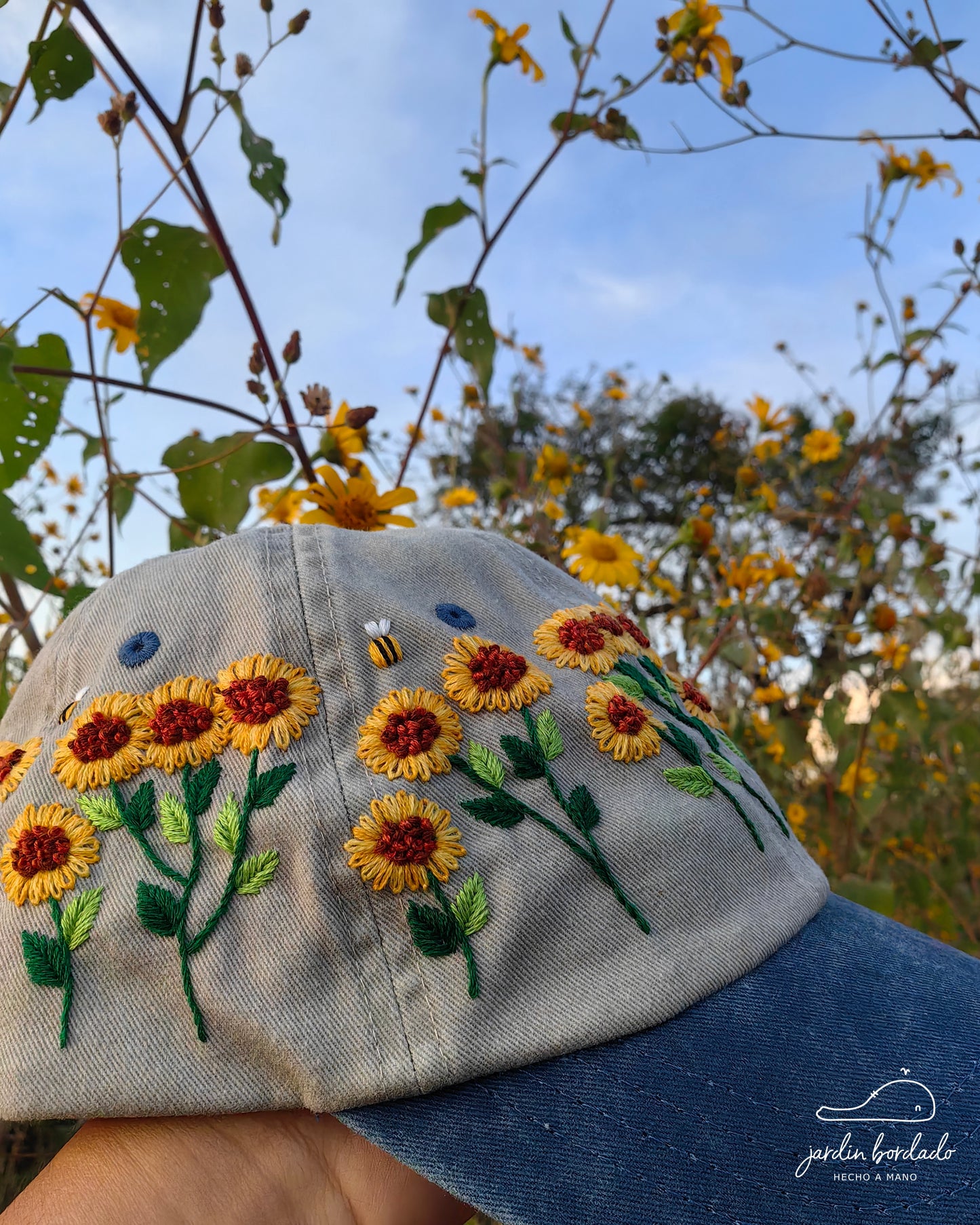Gorra girasoles (sobre pedido)