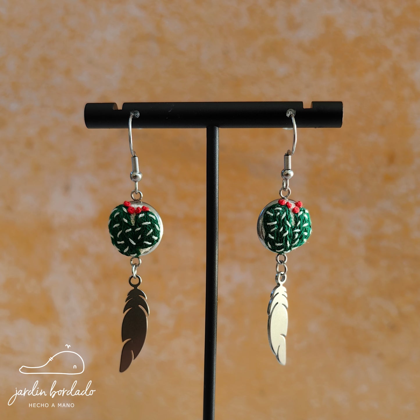 Aretes cactus pluma