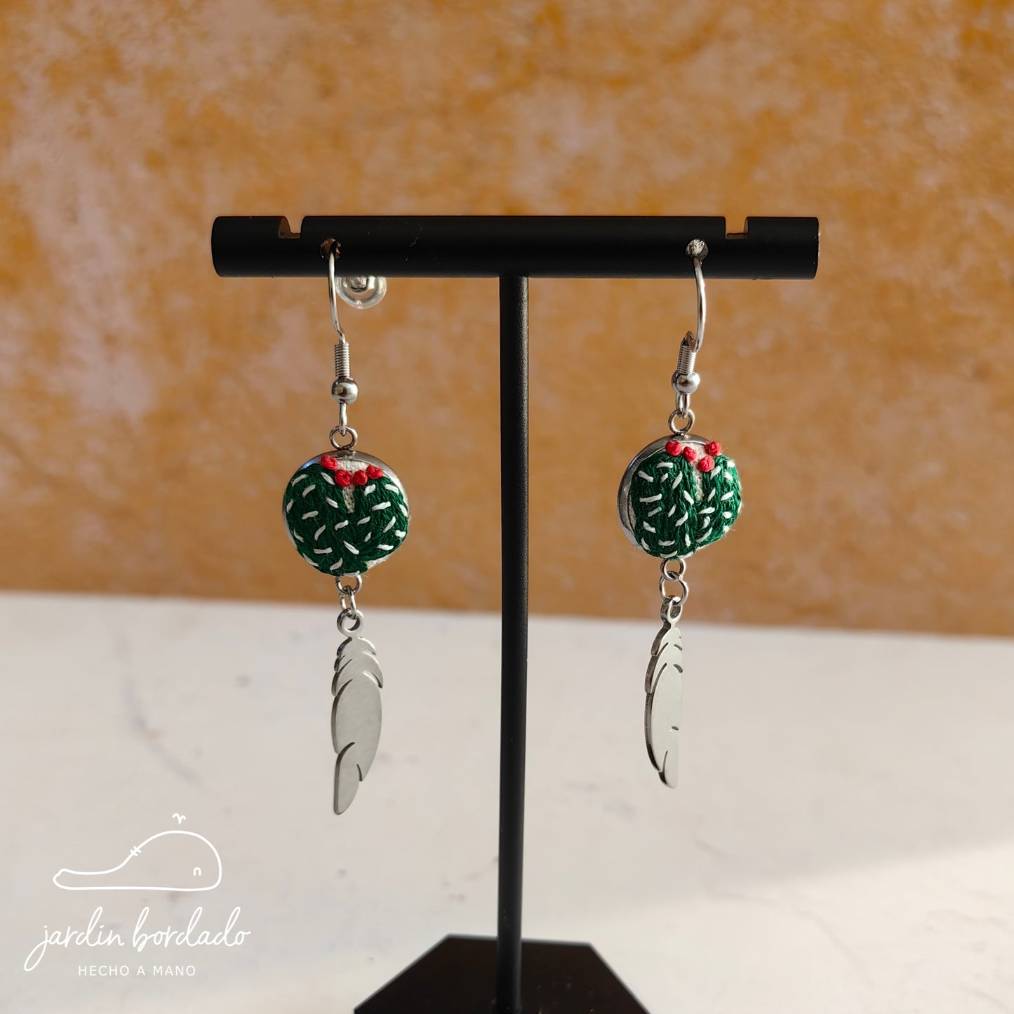 Aretes cactus pluma