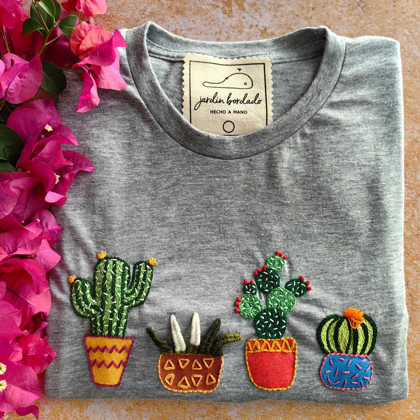 Playera cactus (sobre pedido)