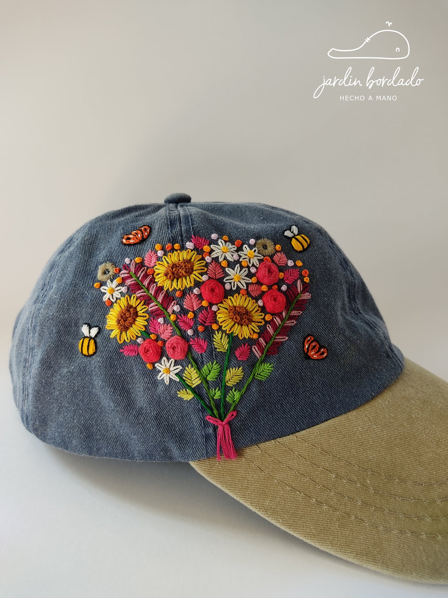 Gorra ramo 🦋 (sobre pedido)